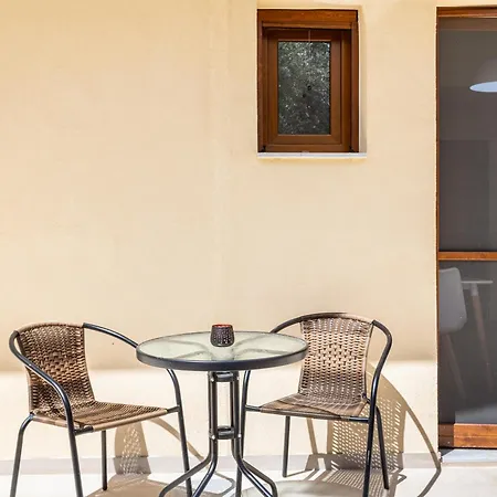 Apartamento Nelly's Place Garden House 2 *