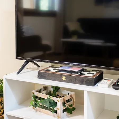 Apartman Nelly's Place Garden House 2 *