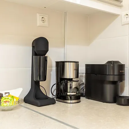 Nelly's Place Garden House 2 Apartman