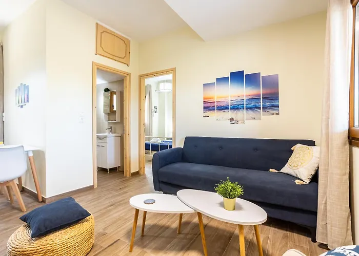 Nelly's Place Garden House 2 Apartment