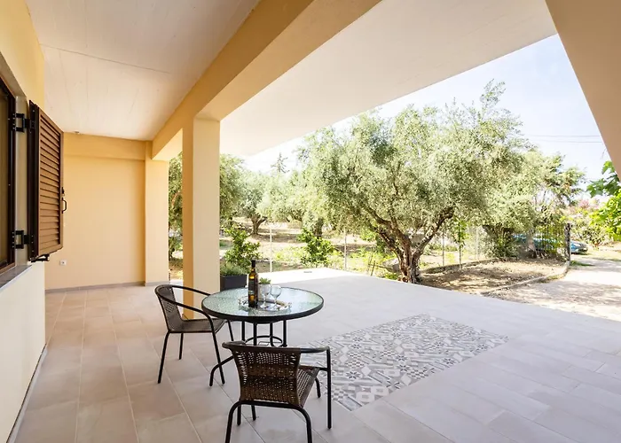 Nelly's Place Garden House 2 Διαμέρισμα