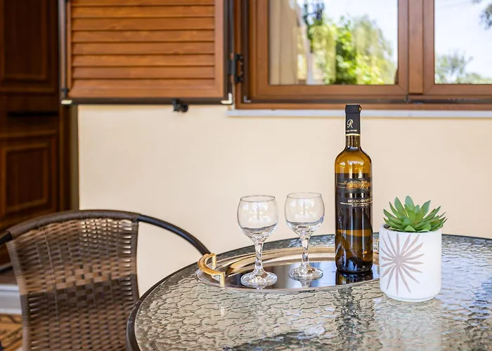 Apartment Nelly's Place Garden House 2 Zacharo